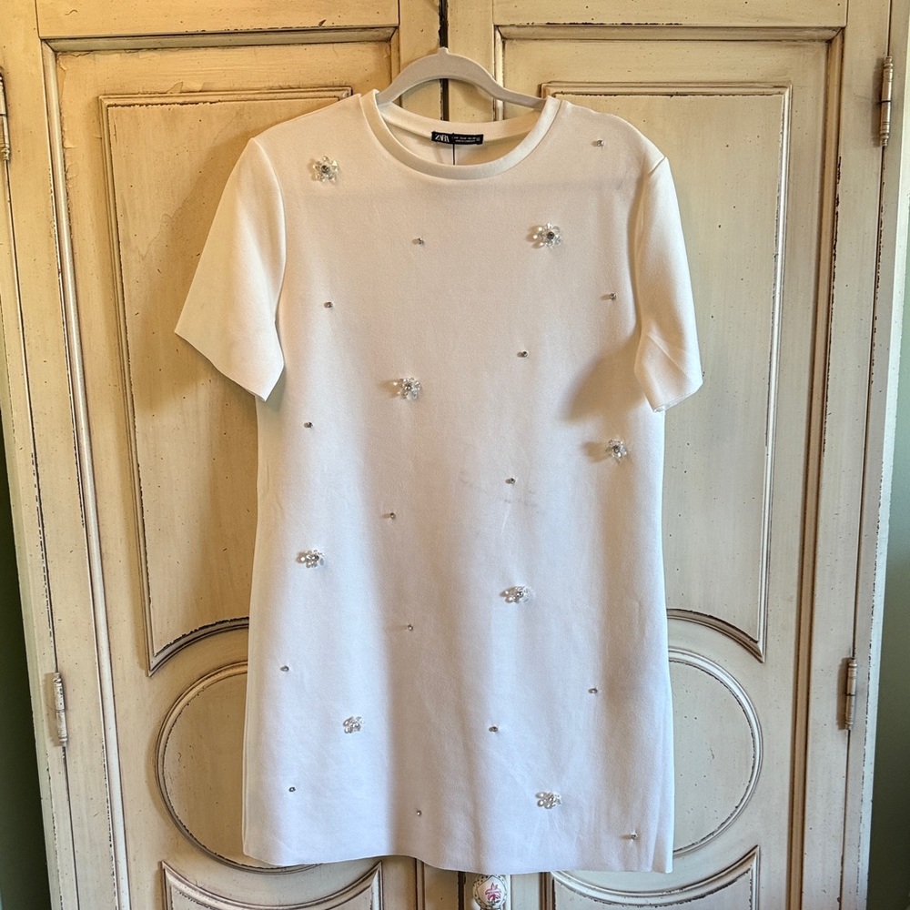 NWT Zara Cream Sueded Midi Dress with Floral Accents